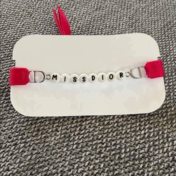 Dior Miss Dior Bracelet Pink Ribbon White Beads One Size New Authentic - Picture 5 of 10